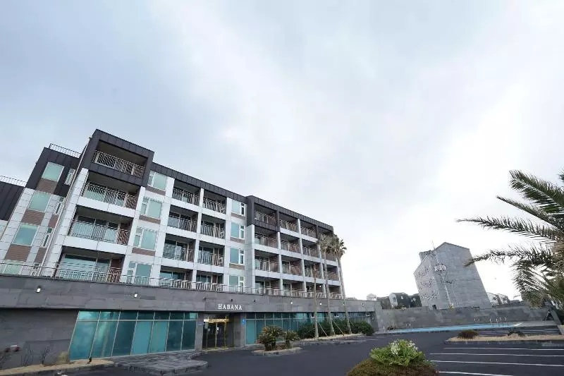 هتل O2heal Resort