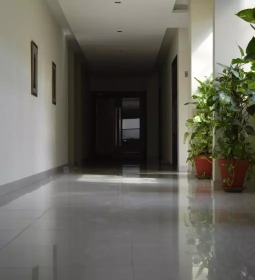 هتل One Down Town