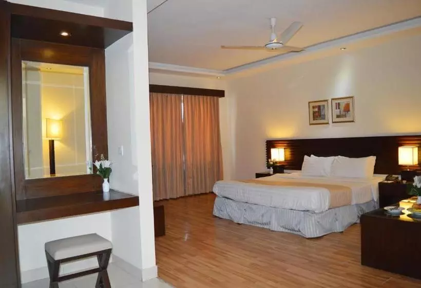 هتل One Down Town