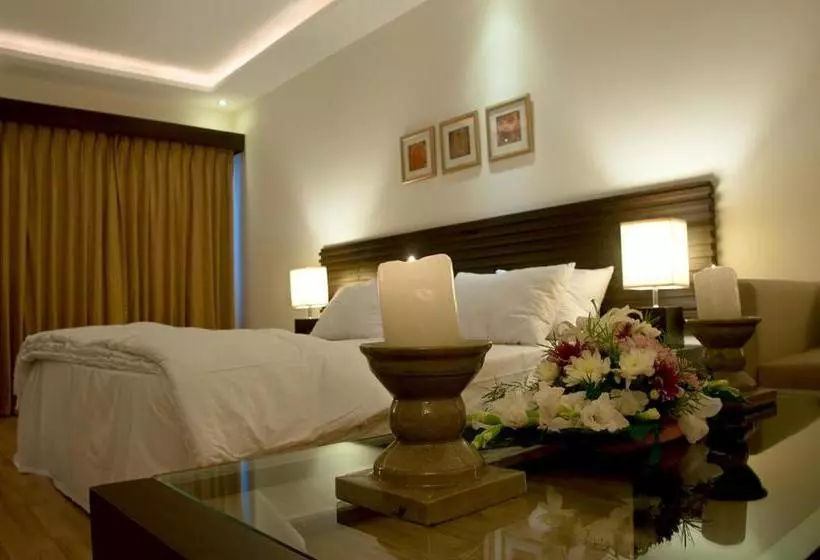 هتل One Down Town