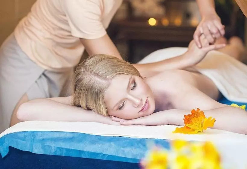 בית מלון כפרי Rasstal Spa