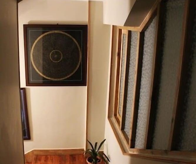 هتل Thimphu Tower