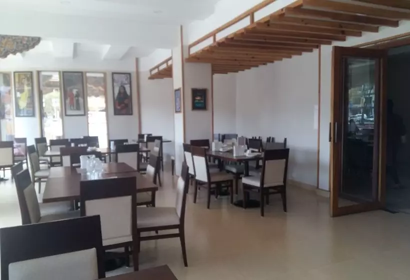 هتل Thimphu Tower