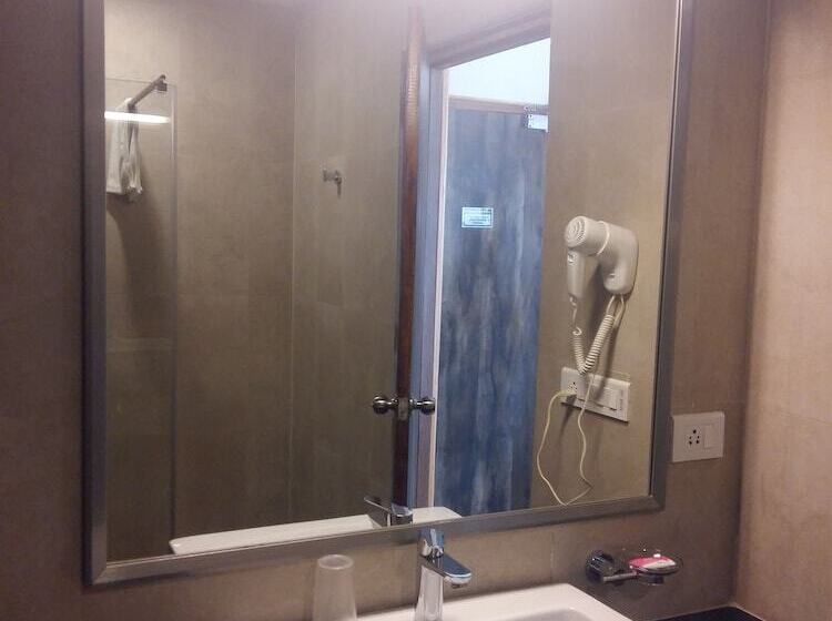 هتل Thimphu Tower