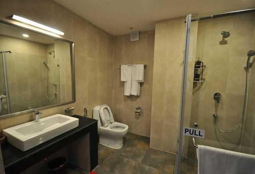 هتل Thimphu Tower