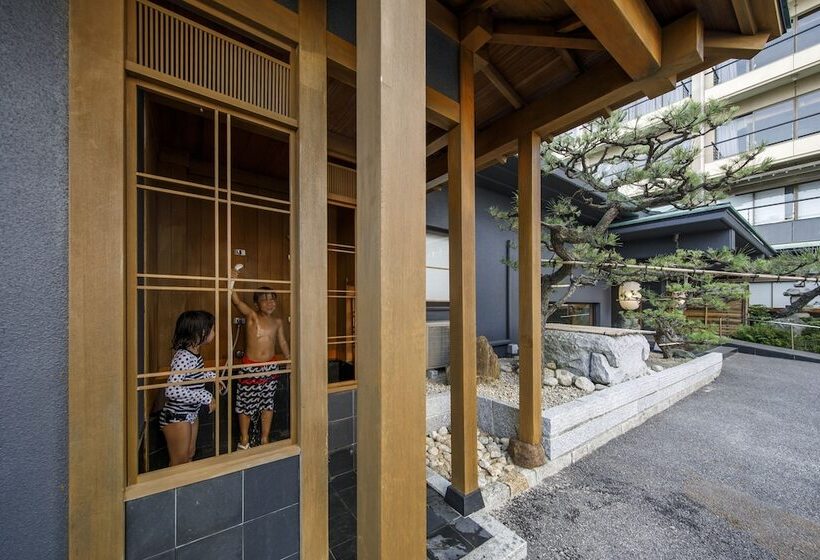 فندق Wakamatsu Chita Hot Spring Resort