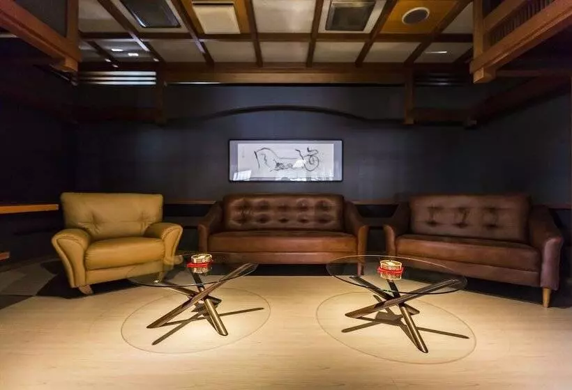 Отель Wakamatsu Chita Hot Spring Resort