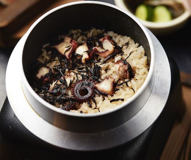 فندق Wakamatsu Chita Hot Spring Resort