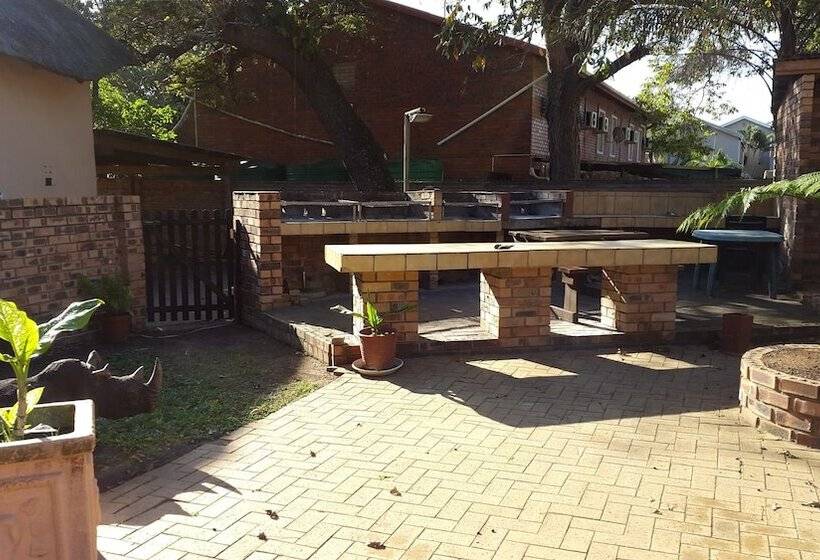 Пансион Lake St Lucia Lodge