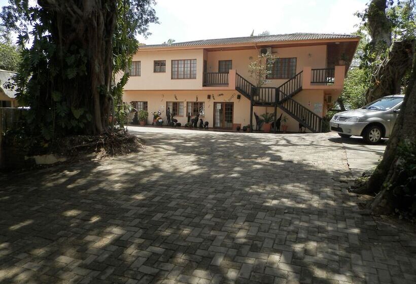 Пансион Lake St Lucia Lodge