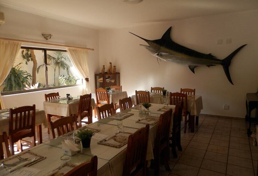 Пансион Lake St Lucia Lodge