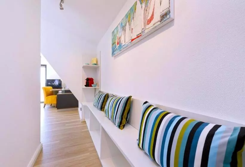 بنسيون Logierhaus Rheintoreins