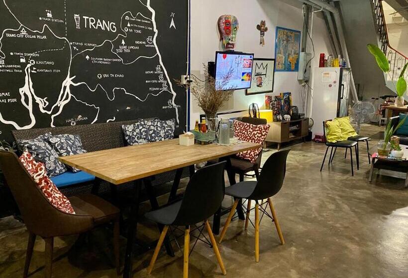 호스텔 Nokhook House