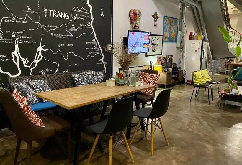 호스텔 Nokhook House