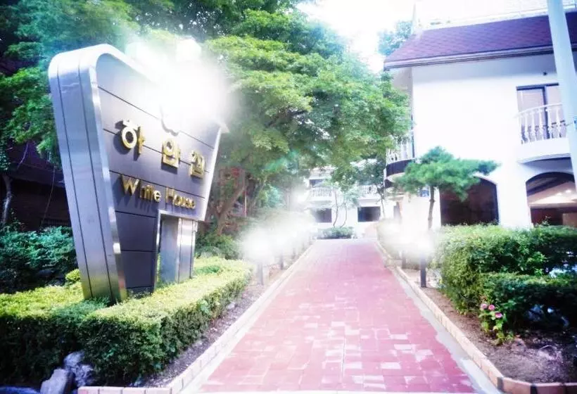 Seorak Dongchun Youthtel Hostel