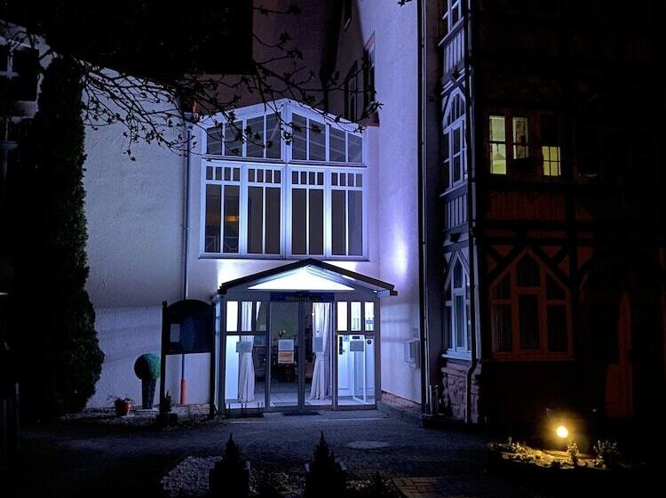 Amadeus Boutique Hotel Deutscher Hof Inn & Suites