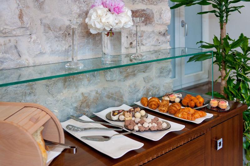تختخواب و صبحانه Heritage Hotel Antique Split