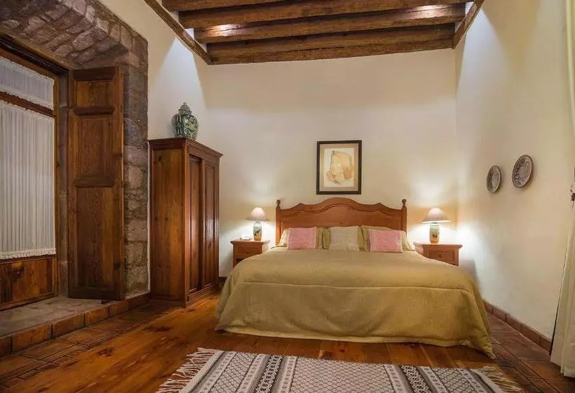 هتل Casa Del Naranjo