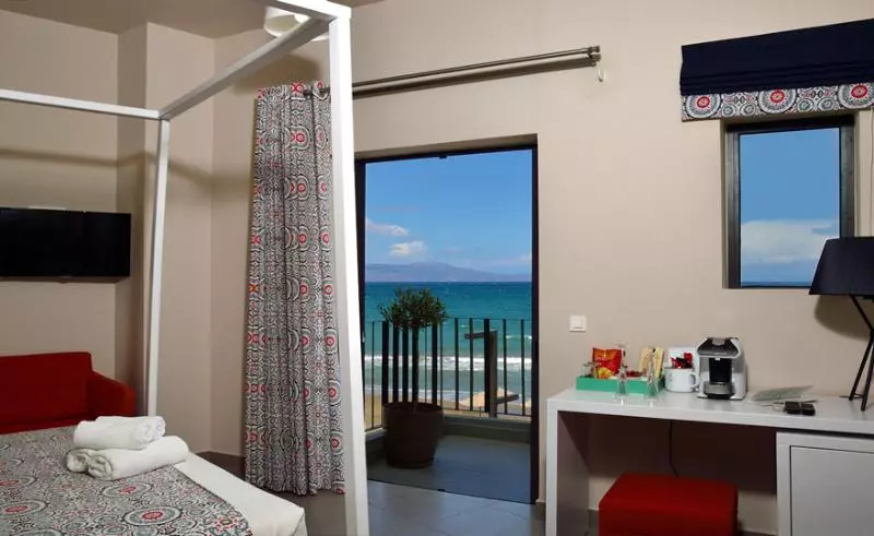 ホテル Elia Agia Marina