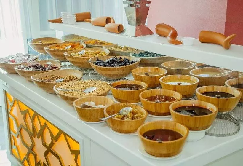 Отель Jrw Welmond