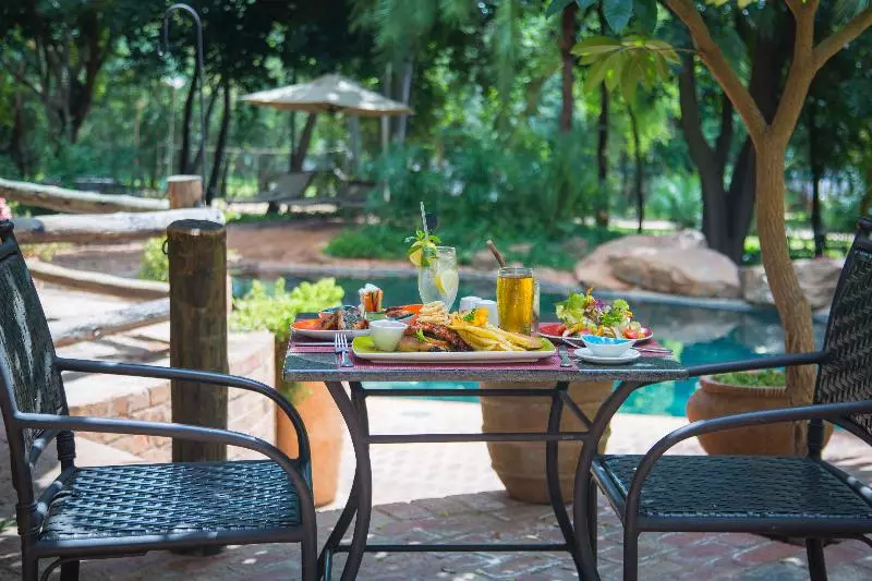 هتل Lokuthula Lodge