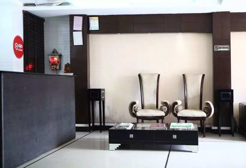 Отель Oyo Premium Jasola Apollo