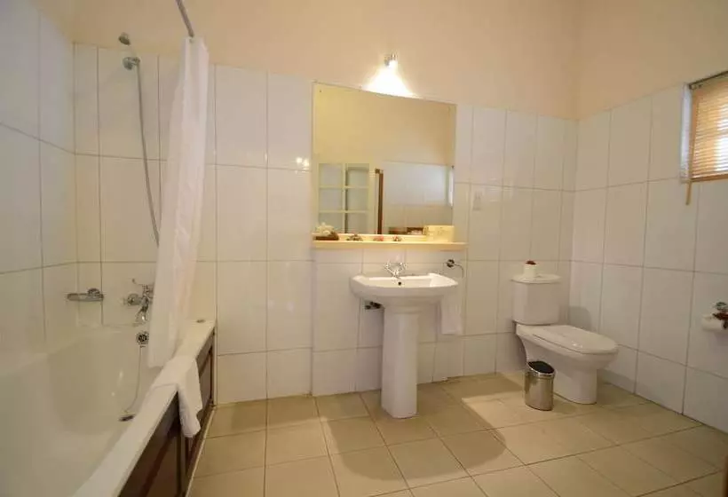 فندق Planters Lodge & Spa