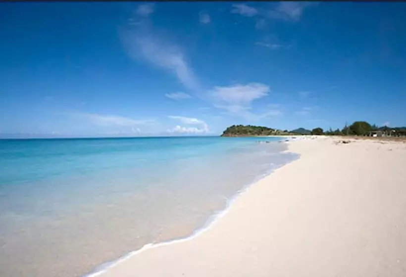 هتل Tamarind Hills Resort & Villas