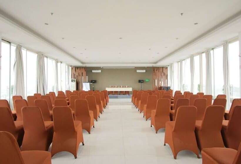 Ascent Premiere Hotel And Convention