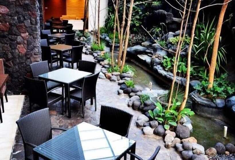 Ascent Premiere Hotel And Convention