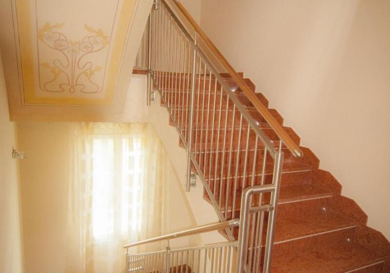 בית מלון כפרי Villa Maranello