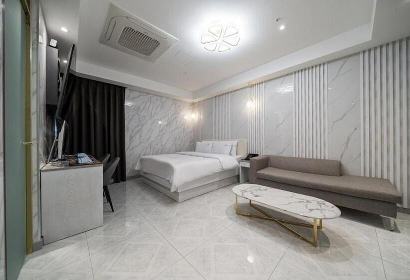 בית מלון כפרי Voll