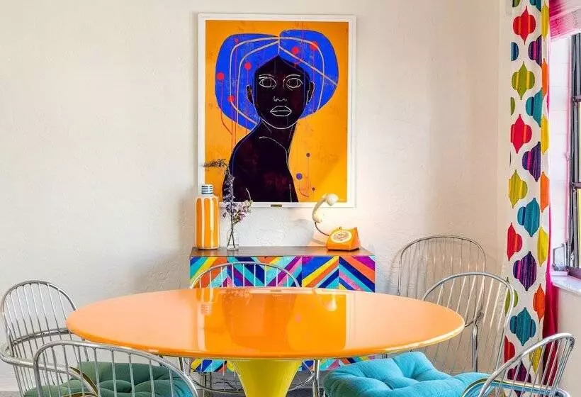 מוטל Sunset Inn And Cottages