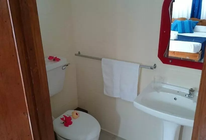 پانسیون C'est Mon Choix