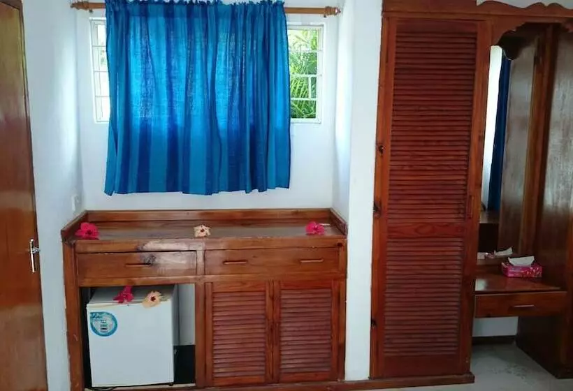 پانسیون C'est Mon Choix