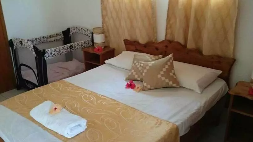 پانسیون C'est Mon Choix