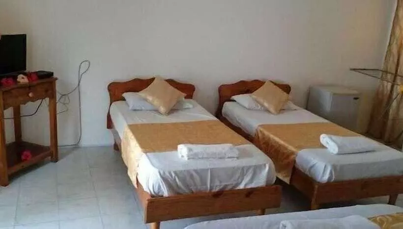 پانسیون C'est Mon Choix