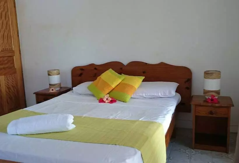 پانسیون C'est Mon Choix