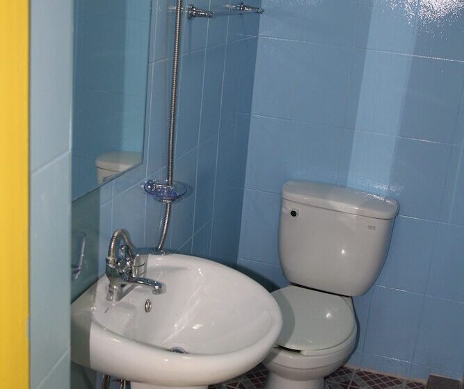 پانسیون J Story Guest House