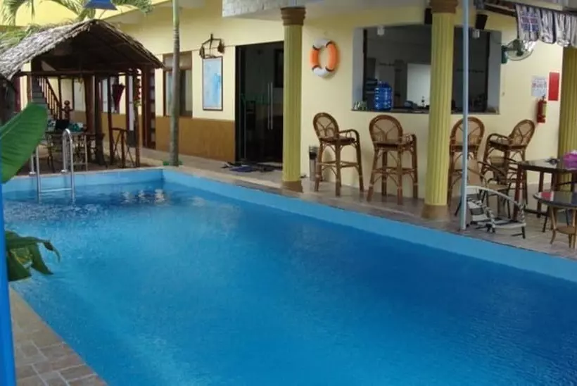 پانسیون Oasis