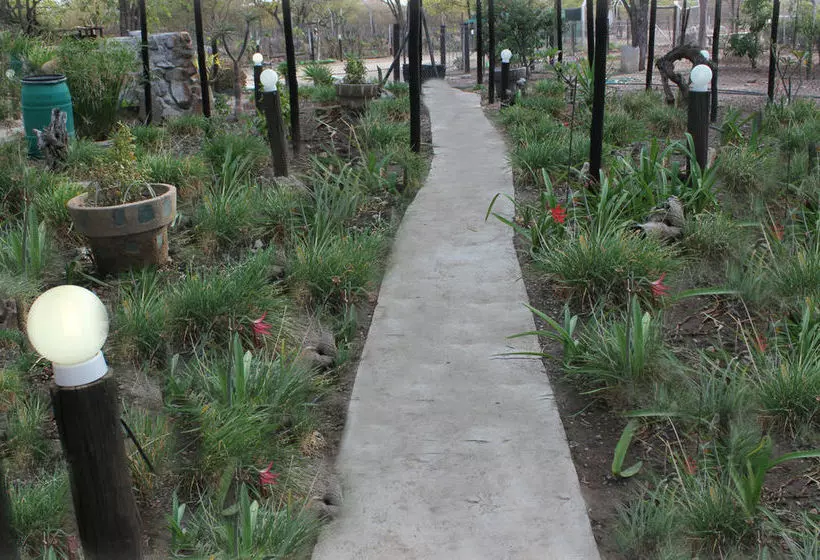 پانسیون Tshimologo Farm Guesthouse