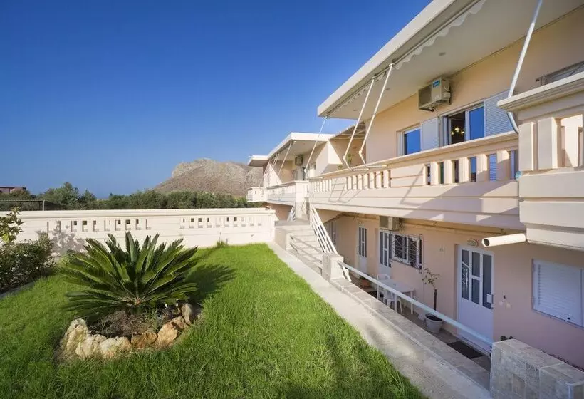 Skamagkas G. Apartments