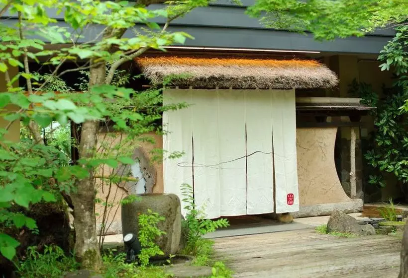 Hotel Yufuin Yumeguri Sankouen