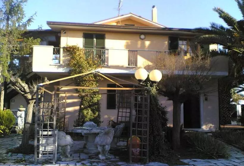 مبيت وإفطار Bed&breakfast Giardino Agritourist