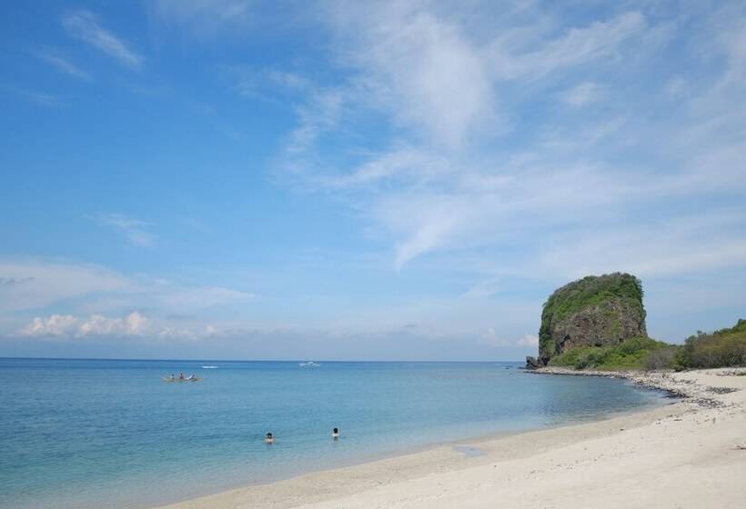 Eagle Point Beach And Dive Resort