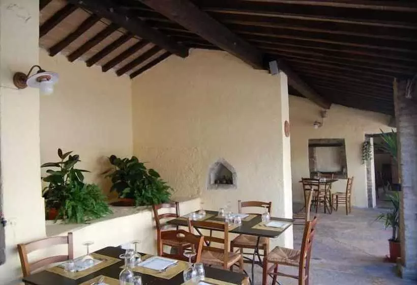 هتل Agriturismo Natalini