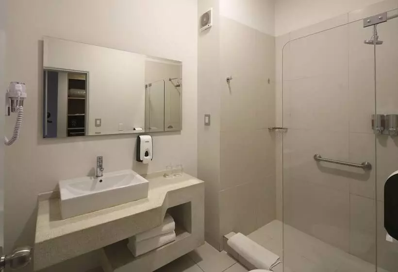 בית מלון כפרי Casa Andina Standard Piura