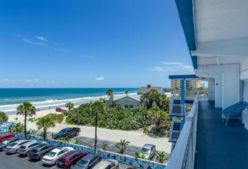 Hotel Chateau Mar Beach Resort