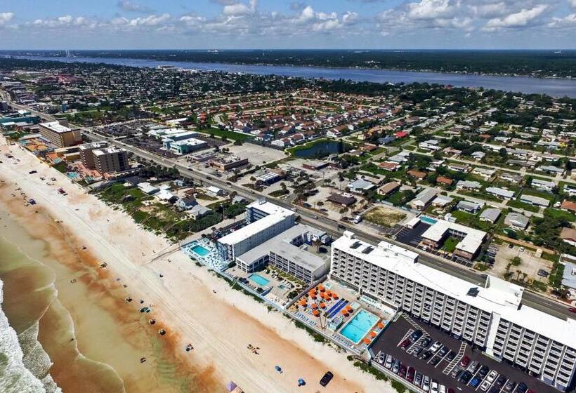 Hotel Chateau Mar Beach Resort