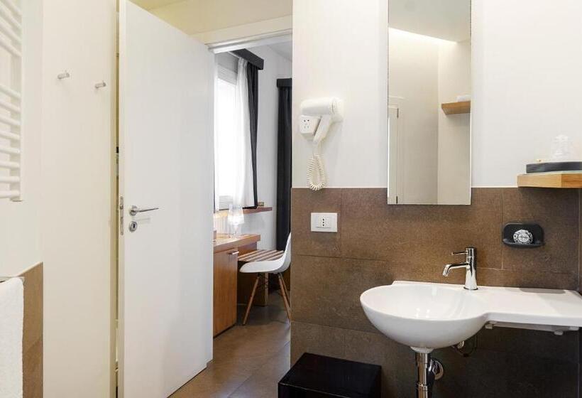 בית מלון כפרי Iblaresort Boutique